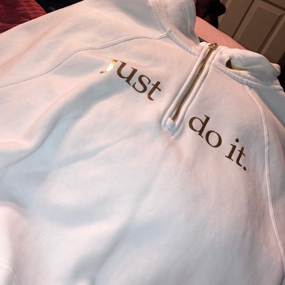 white nike 3 quarter crop zip up